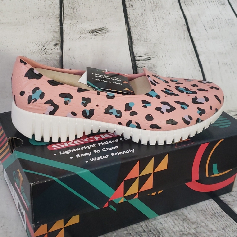 Skechers Cali Gear animal print shoe